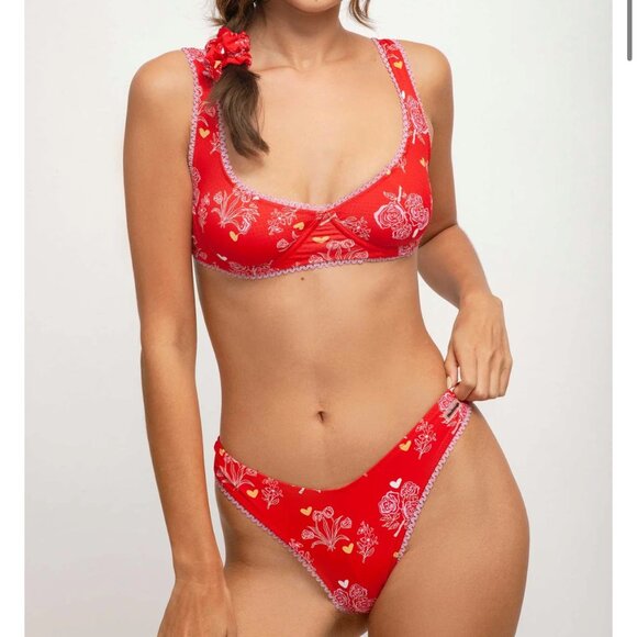 Blackbough Swim Red Bikini - Picture 2 of 3